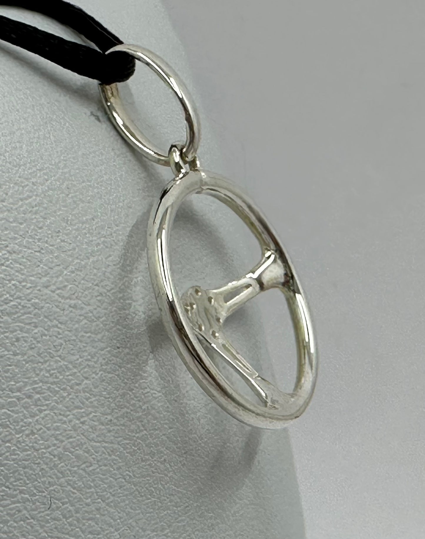 pendentif volant Drift